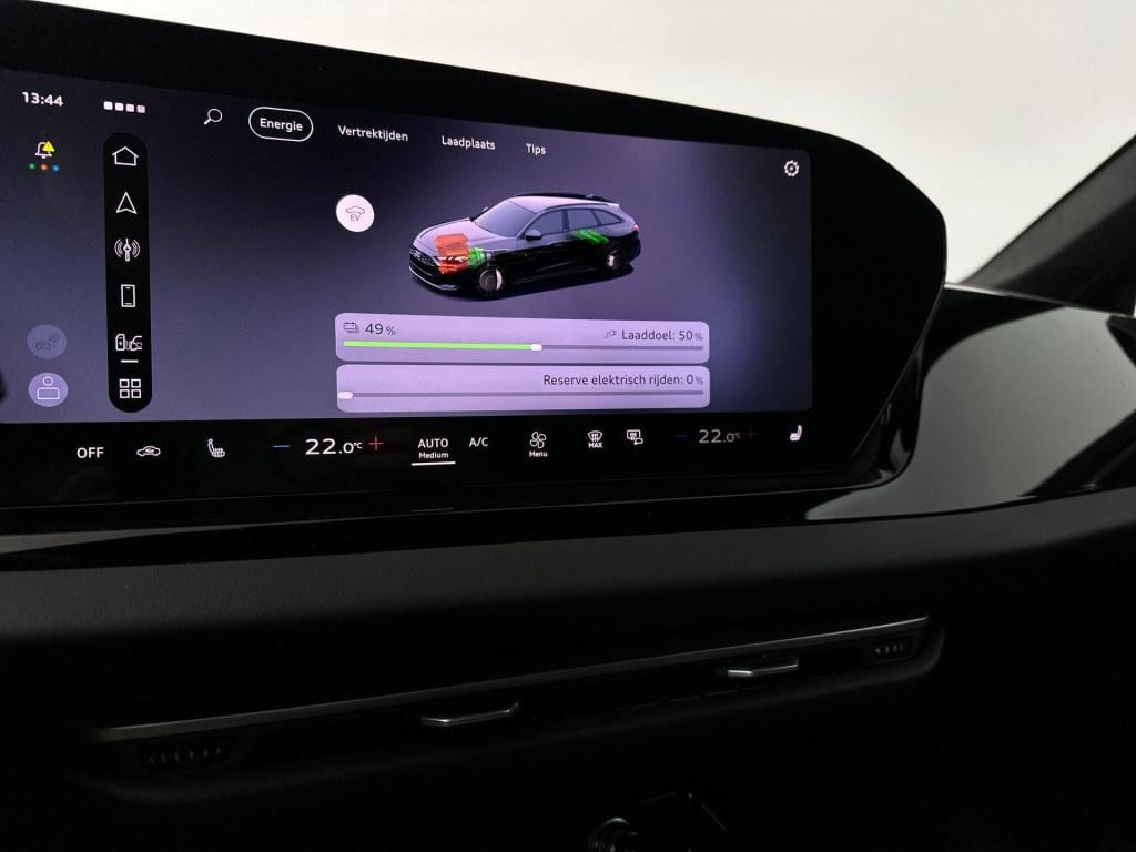 Audi A5 avant s edition e-hybrid 220 kw / 299 pk avant 7 versn.