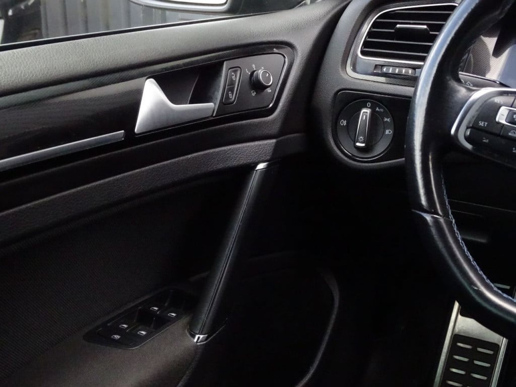 Volkswagen Golf 1.4 tsi gte
