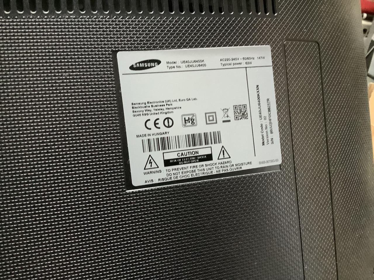 Samsung 4K UHD Smart TV (model UE40JU6400) van 40 inch. Defect ?