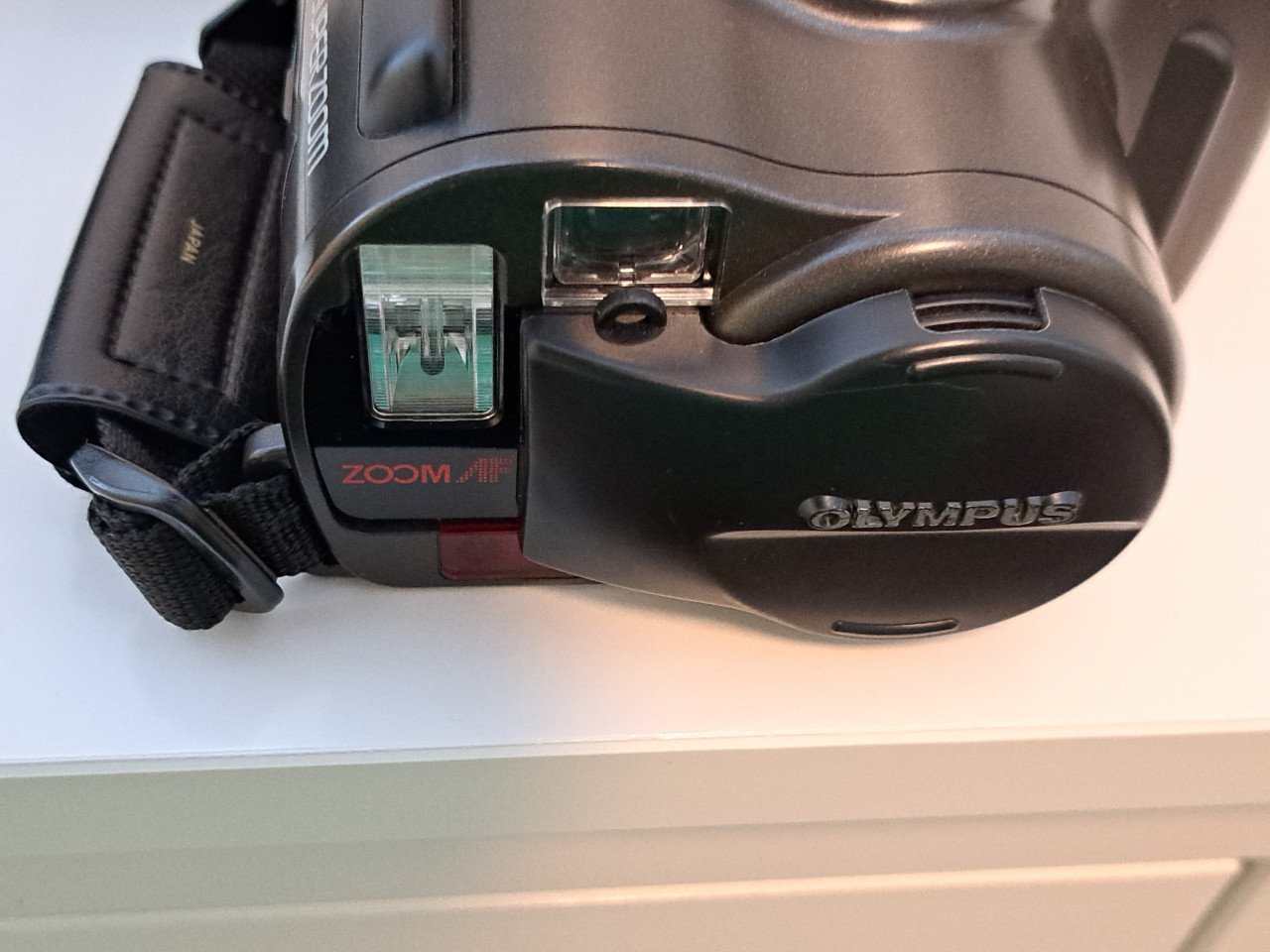 Analoge Olympus AZ-330 Superzoom - Camera
