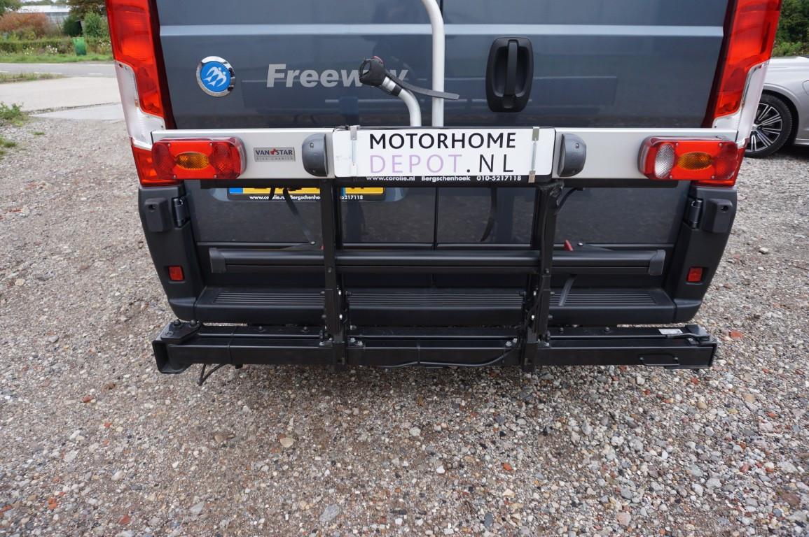 Knaus Boxstar Freeway 630ME Hi Roof 2021 met 35.000km Automaat!