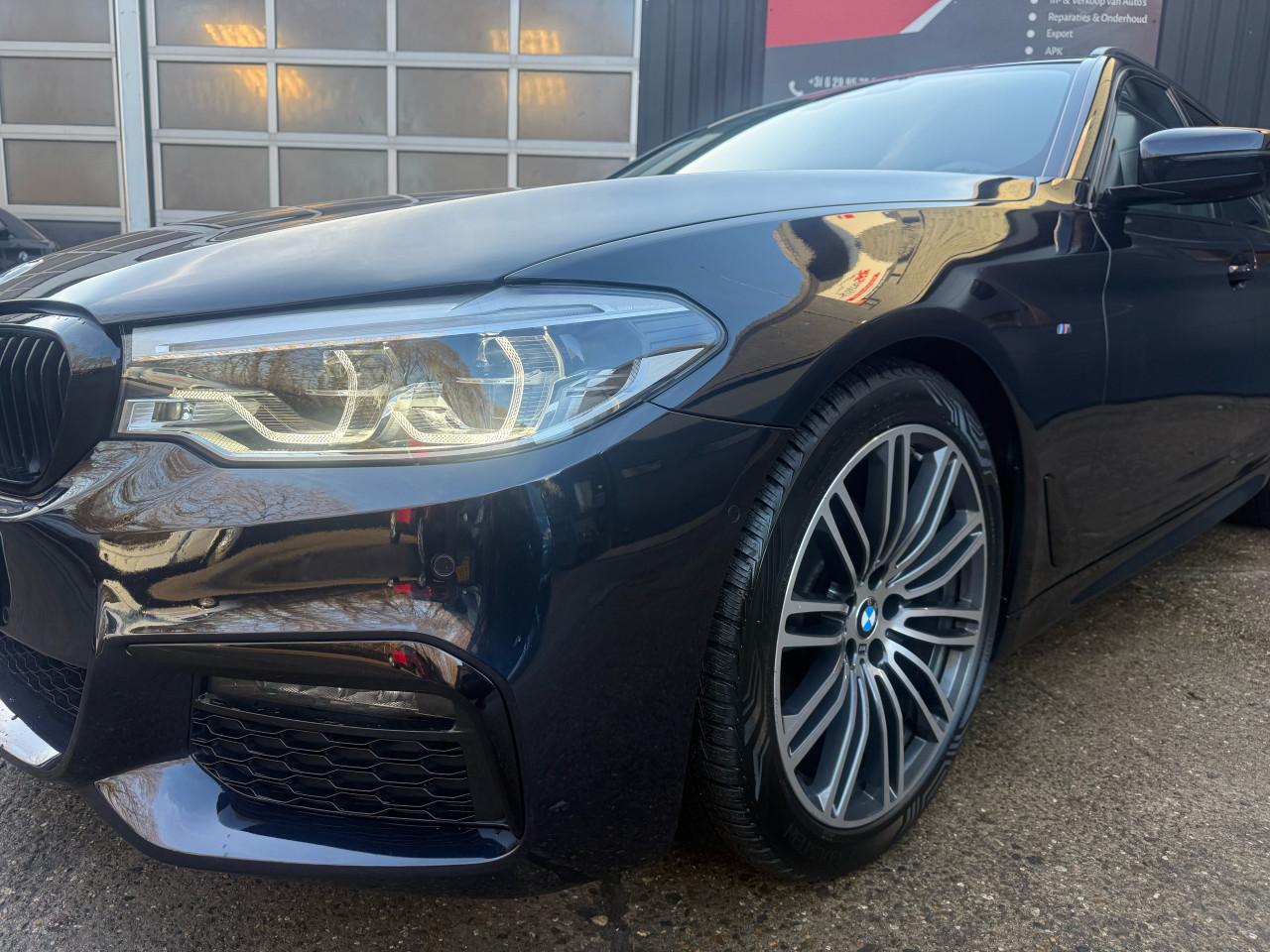 Bmw 5-serie touring 520i High executive M-pakket/pano/led