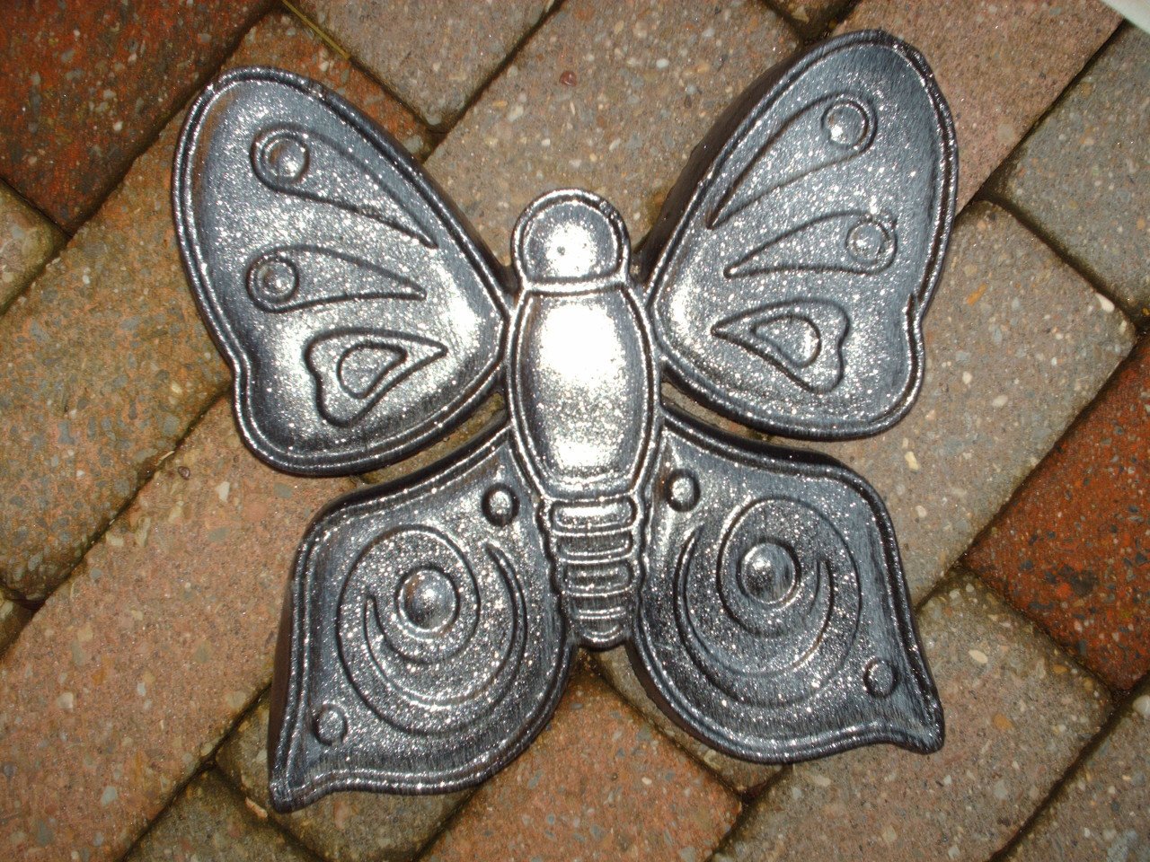 Te koop ; Verschillende betonen decoratie beelden.""