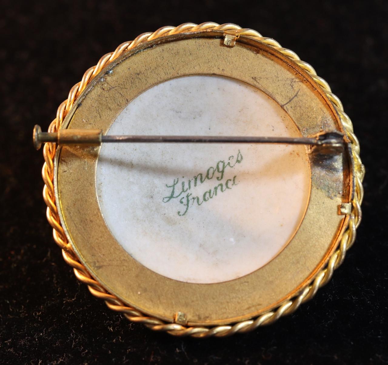 Vintage Broche van Limoges ( Porselein )