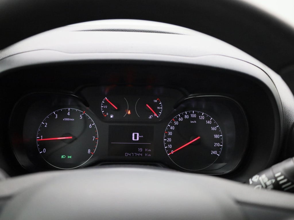 Opel Combo 1.5d l1h1 edition | navigatie | apple carplay/android auto | par