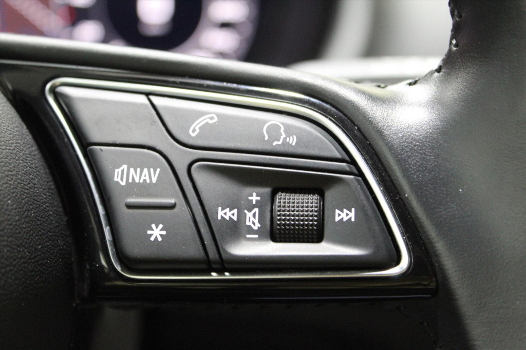 Audi A3 40 e-trontfsi 204 pk s tronic design
