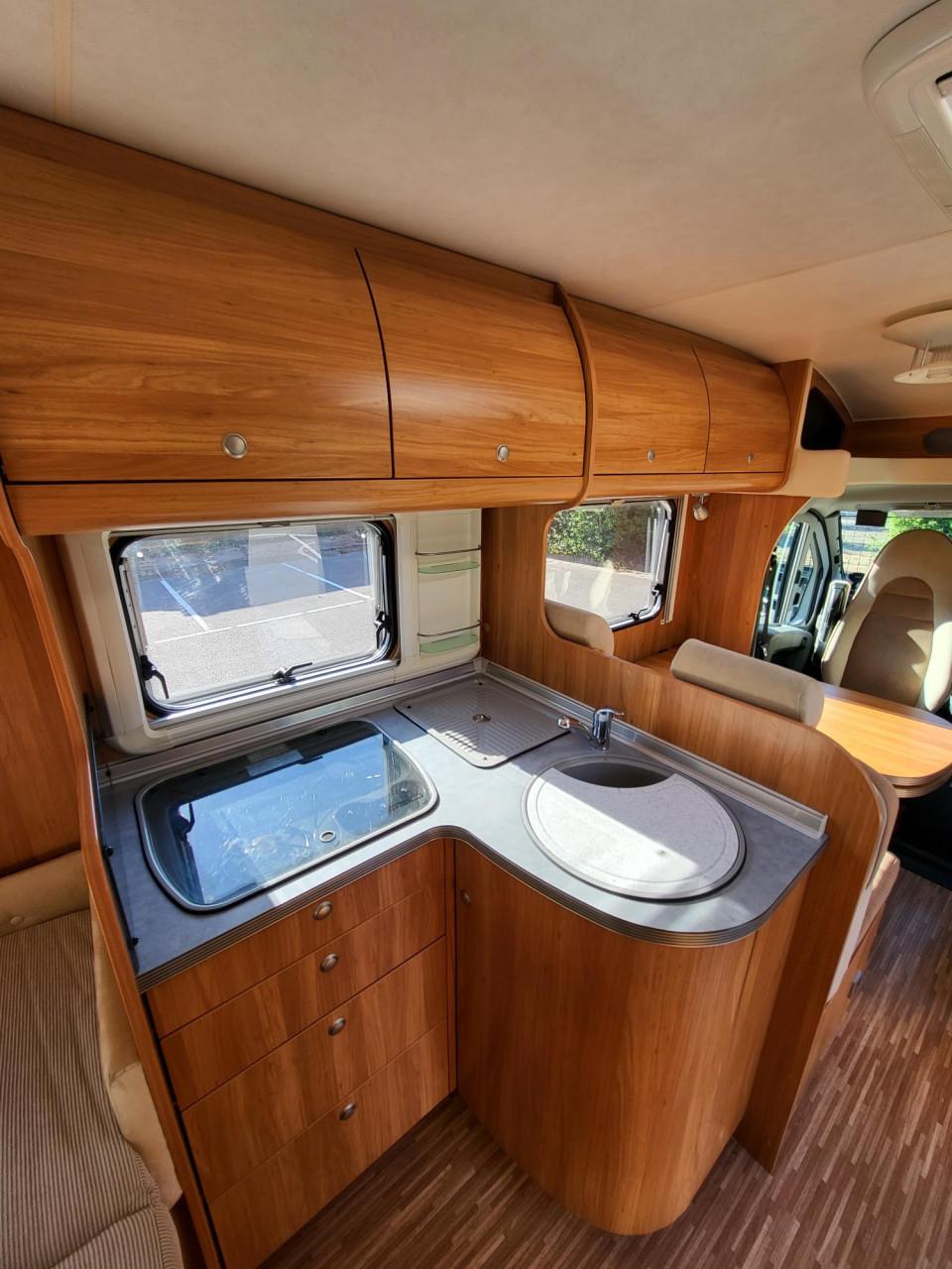 Camper Bürstner Marano T640 - Ruime, nette en compleet uitgeruste camper
