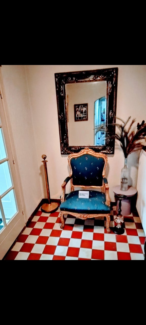 Antieke fauteuil