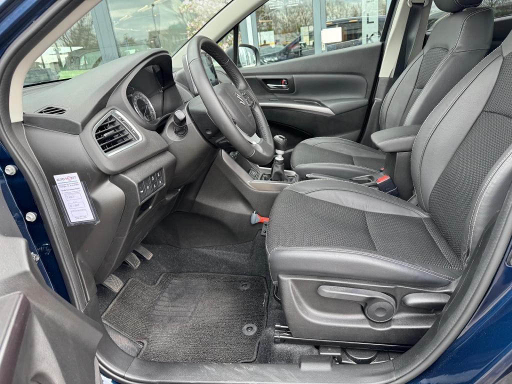 Suzuki Sx4 S-cross 1.4 boosterjet style smart hybrid