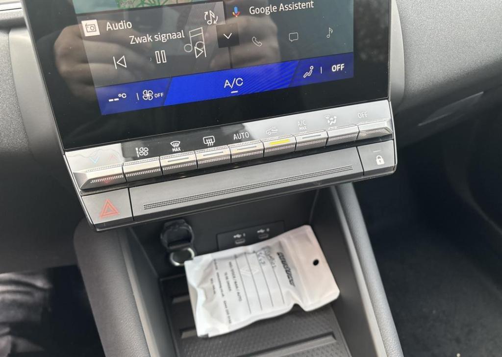 Renault Symbioz 1.8 e-tech full hybrid 160 techno - demo