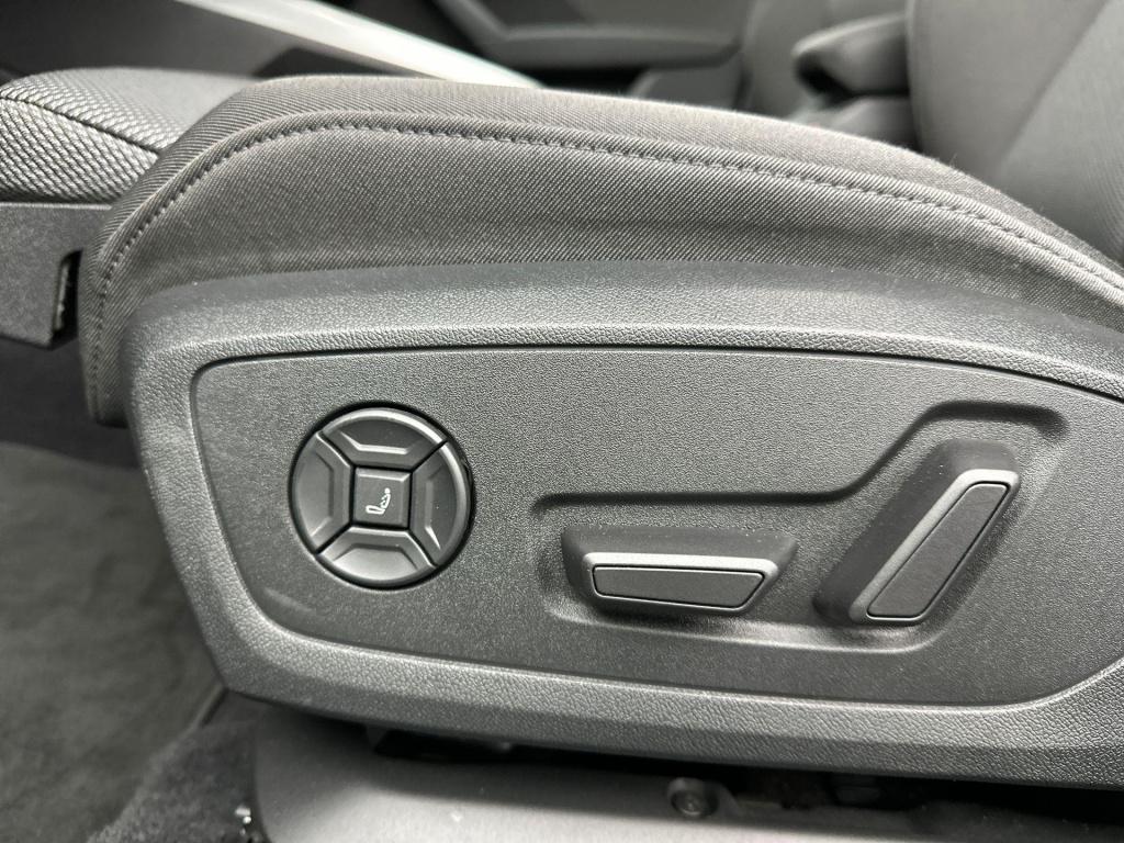 Audi A3 sportback 40 tfsi e s-line pano matrix massage