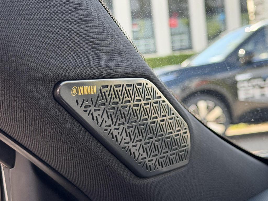 Mitsubishi Outlander 2.4 phev black edition