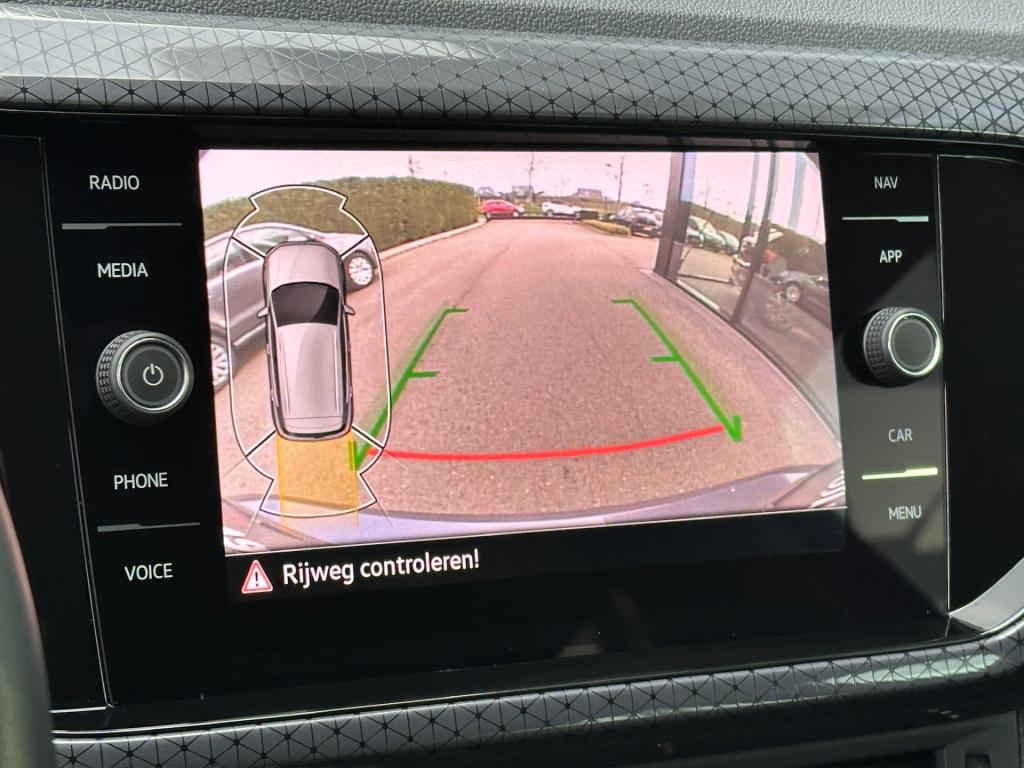 Volkswagen T-cross 1.0 tsi dsg style | camera | virtual | stoelverwarming |