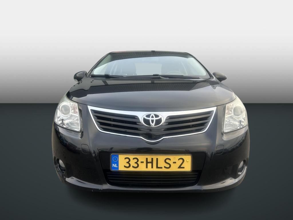 Toyota Avensis 1.8 vvti dynamic