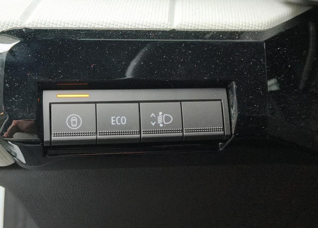 Renault 4 renault e-tech electric evolution comfort range van 52kwh