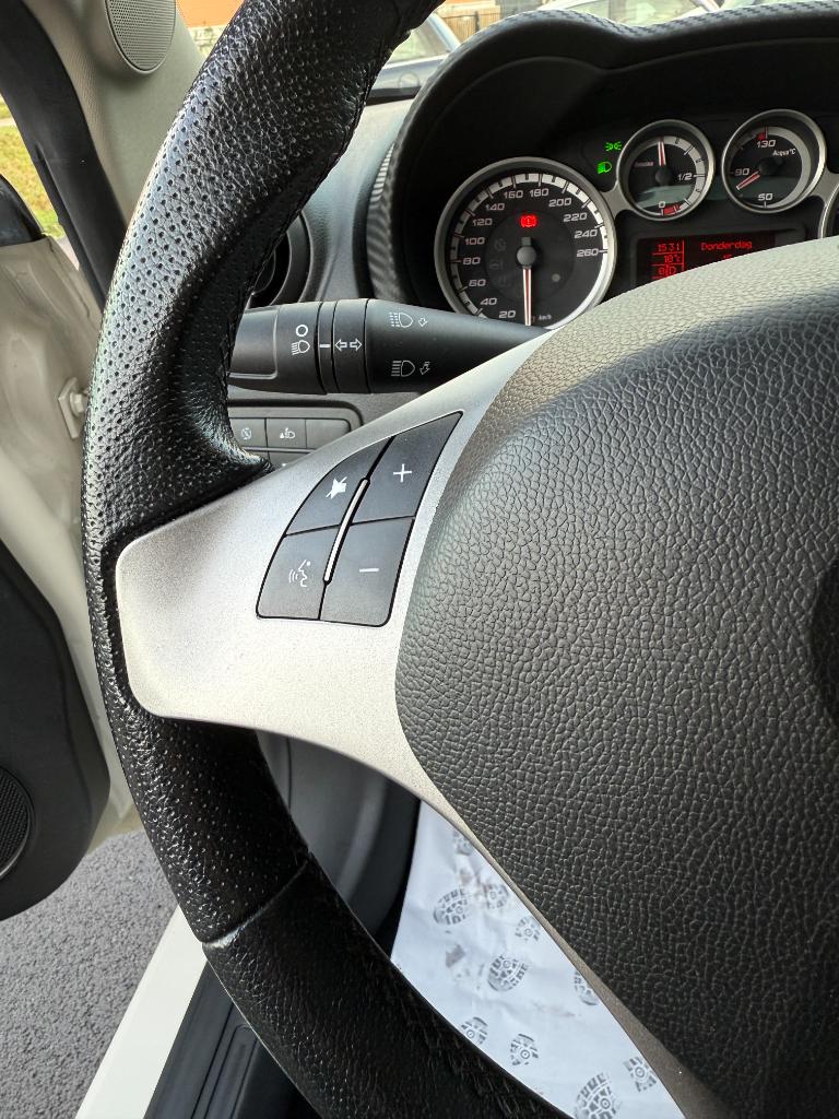 Alfa Romeo MiTo 1.4t - sbk - lage kmstand