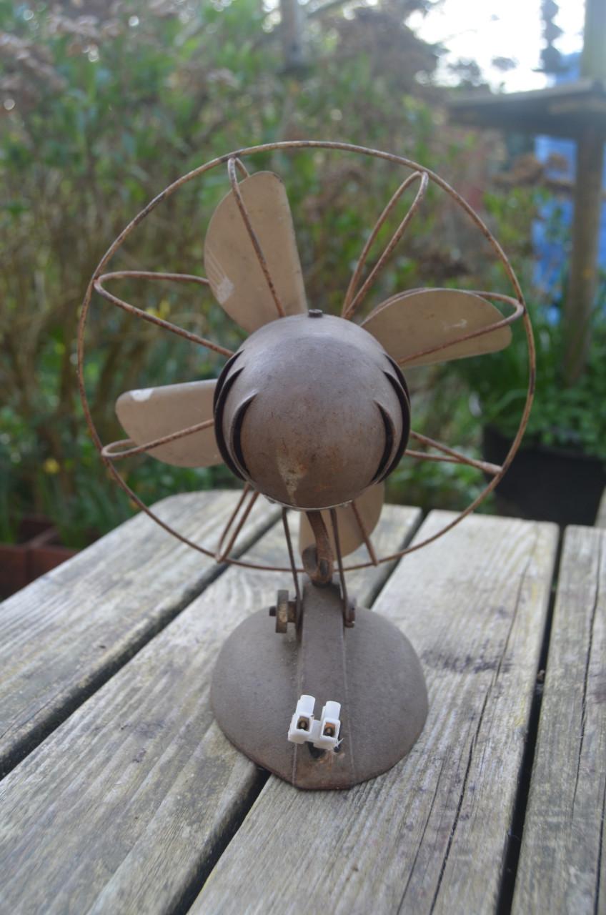 Oude tafelventilator ERRES