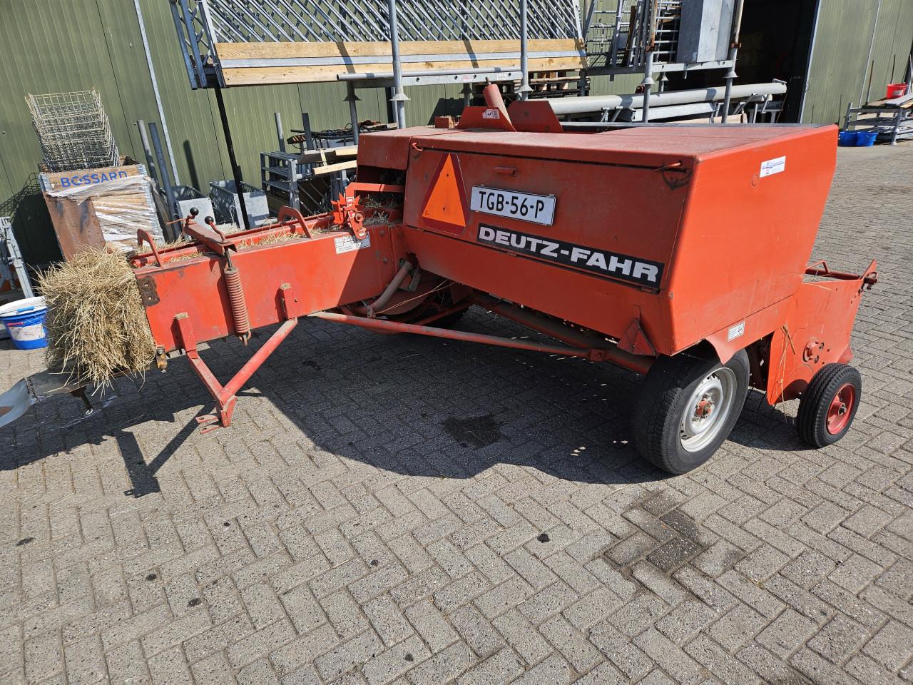 Deutz Fhar Kleine pakkenpers
