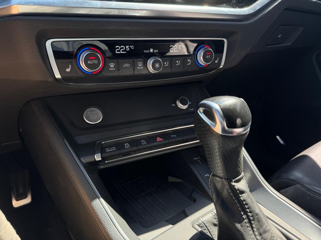 Audi Q3 sportback 35 tfsi s-line 3x * panoramadak * lederen sportstoelen * 