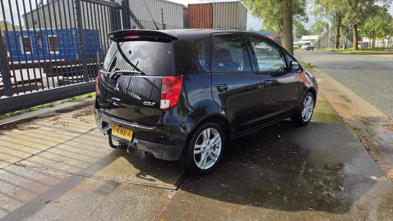 Mitsubishi Colt 1.5i 2010 – Lage km stand