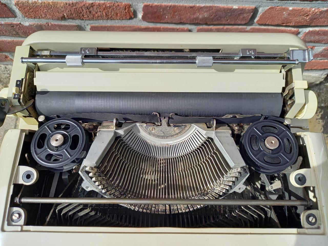 Typmachine