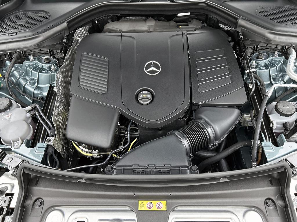 Mercedes-Benz Glc 300e 4matic business solution amg | advanced plus | night
