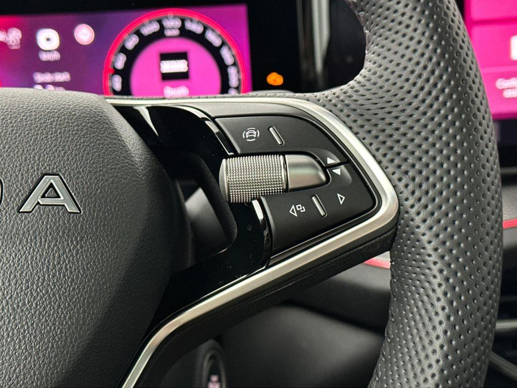 Skoda Kodiaq sportline business 1.5 tsi phev 150 kw / 204 pk su