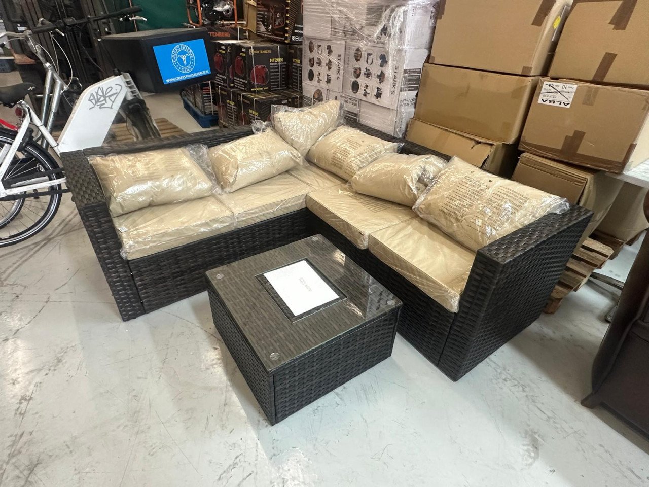 Lounge dining sets