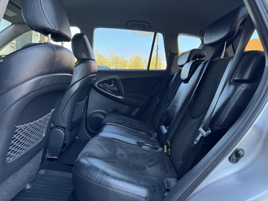 Toyota Rav4 2.0 vvti x-style 2wd incl. trekhaak!