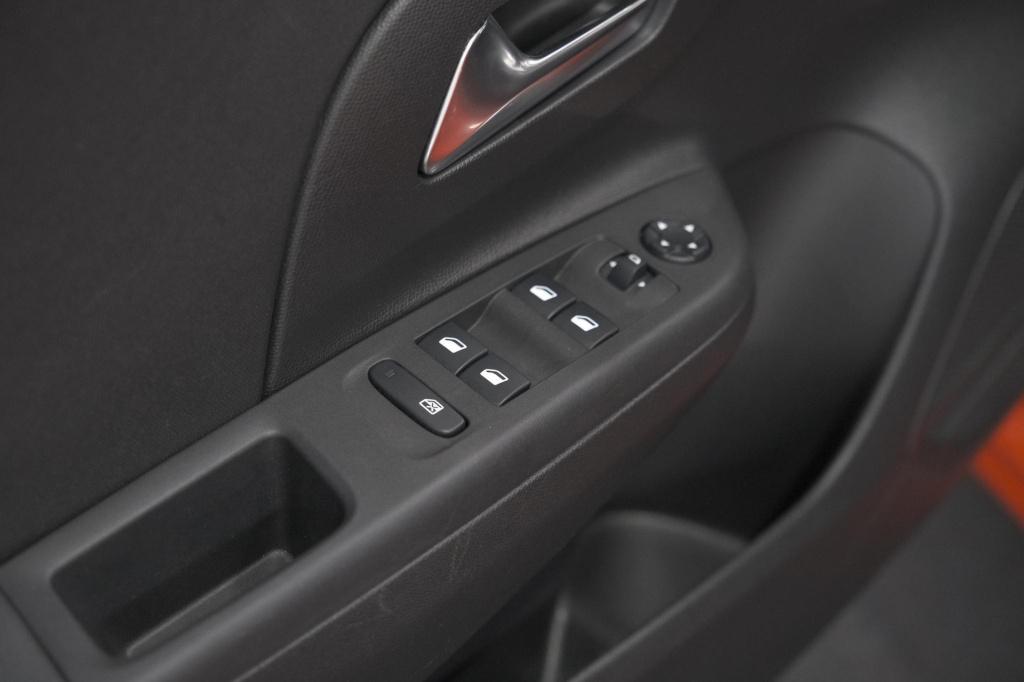 Opel Corsa 1.2 edition | parkeersensoren | apple carplay | edition+ pakket