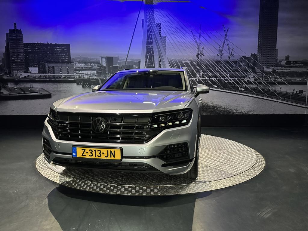 Volkswagen Touareg 3.0 tsi ehybrid 4motion atmosphere *luchtvering*trekhaak