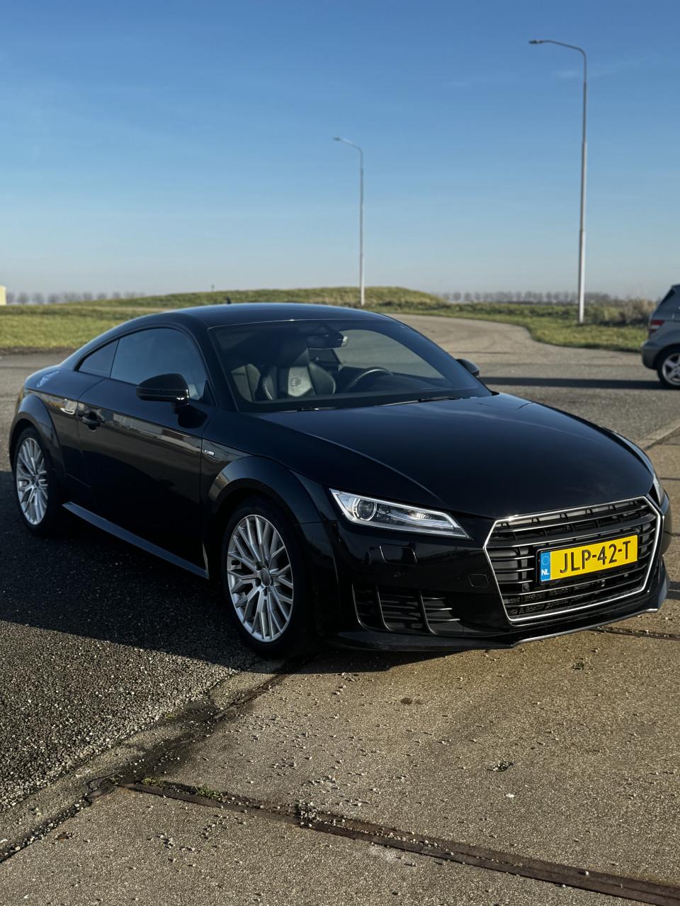 Audi TT Coupé
