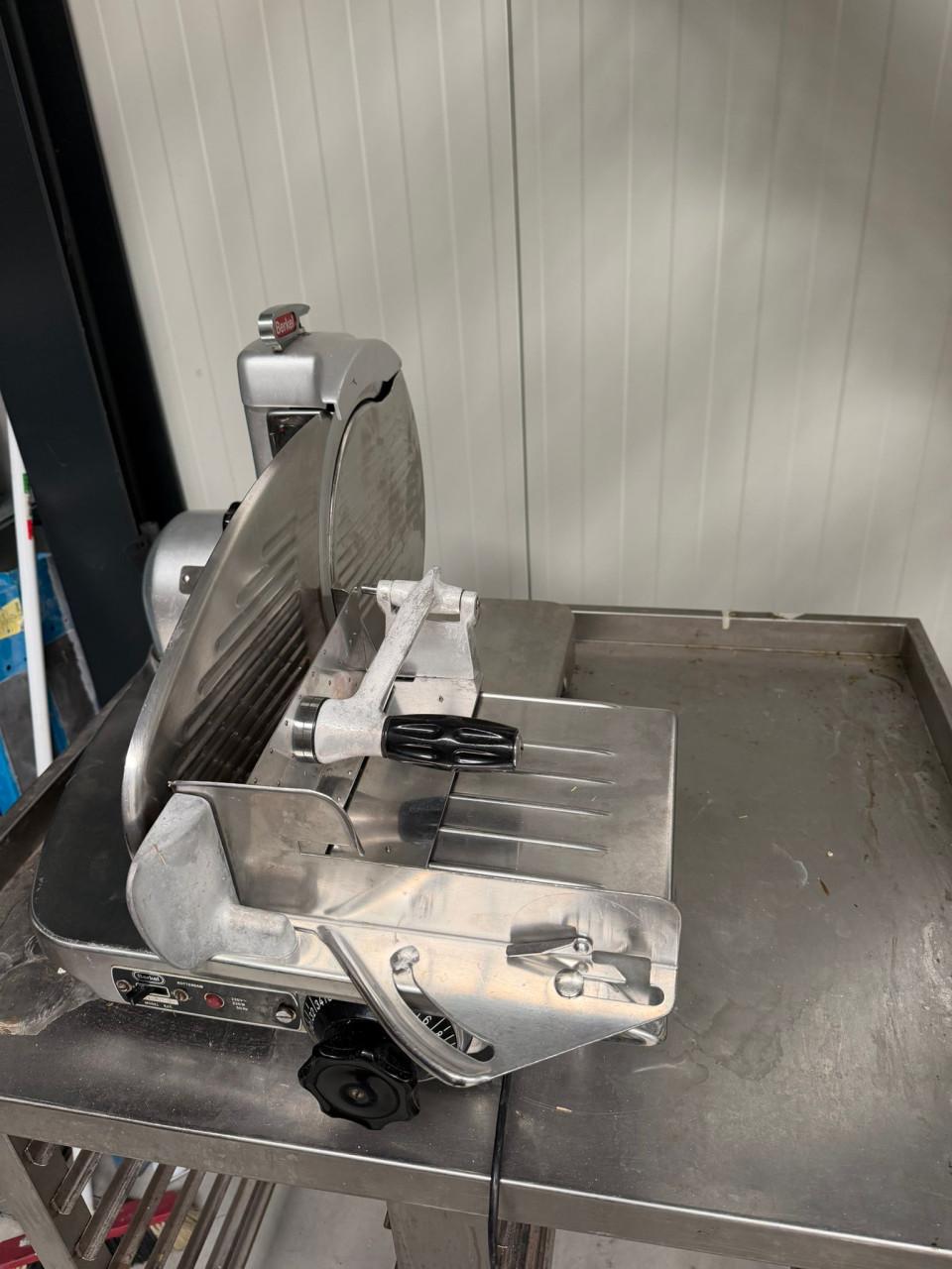 Berkel 834 snijmachine