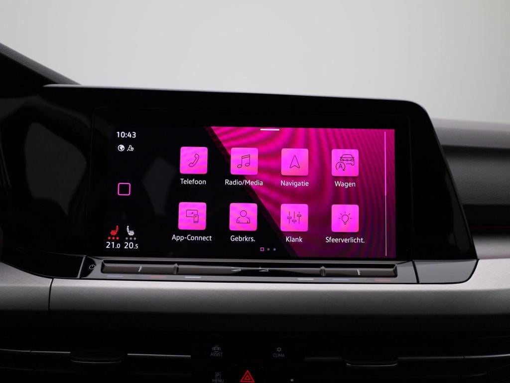 Volkswagen Golf 1.0 etsi life | automaat | stoel - stuur verwarming | navig