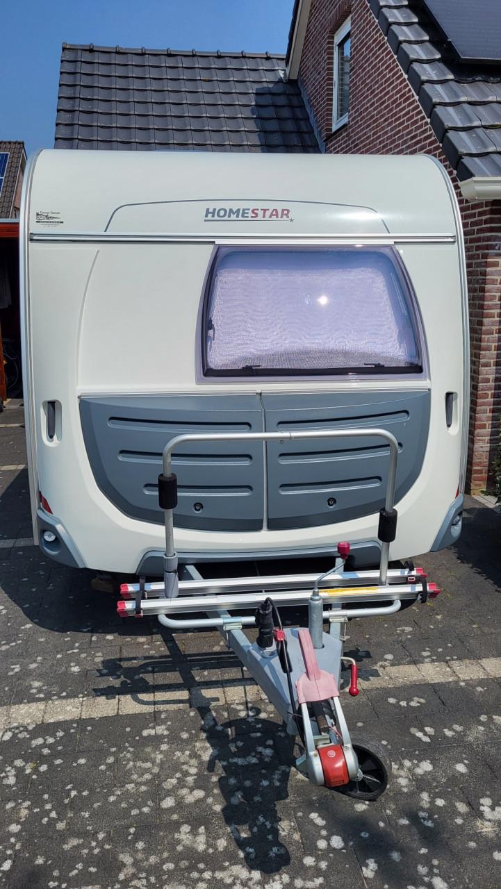 Caravan Homestar Racer 45 UTF, in zeer goede staat; bed 215×145cm!