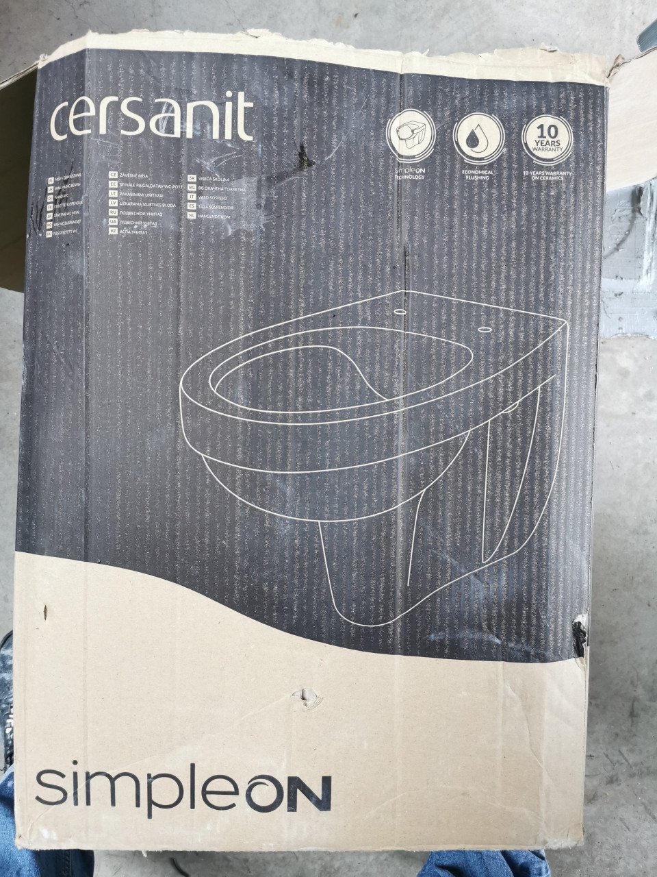 CERSANIT HANGEND TOILET NIEUW