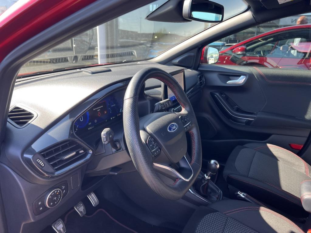 Ford Puma 1.0i ecoboost 125pk st-line , trekhaak , voorruitverwarming , sto