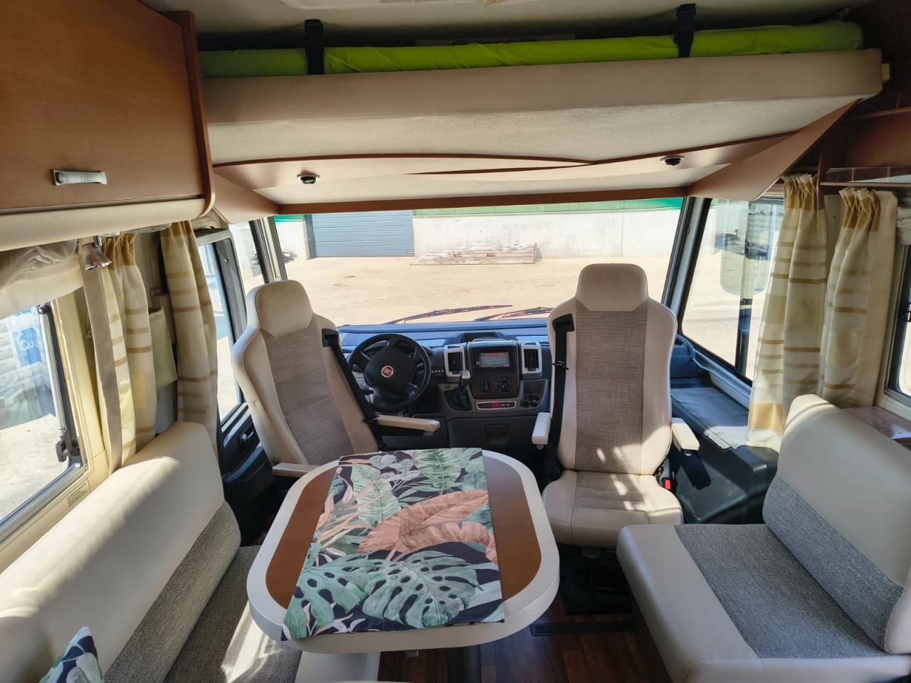Niesmann + Bischoff Arto 69L Automaat (Sachs) met 170.000km en luxe opties