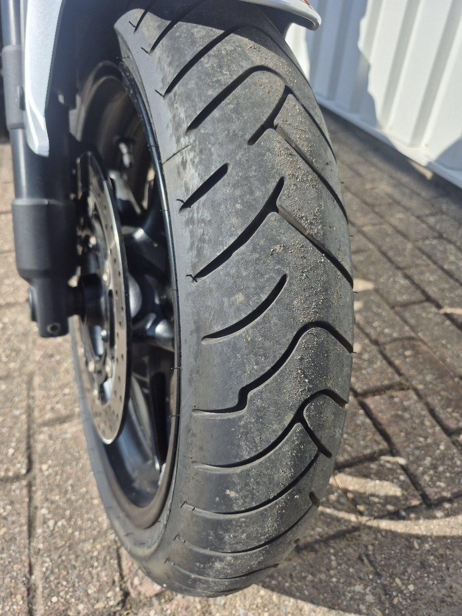Yamaha Fazer FZ6-S uit 2010, sportieve toermotor met weinig KM