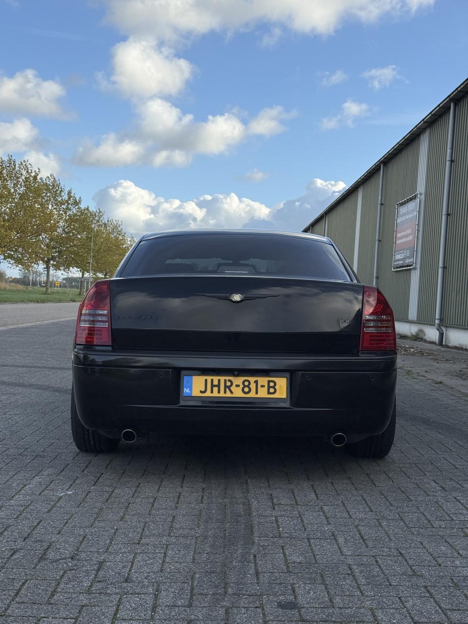 Crysler 300c 5.7 Hemi V8 - BTW auto - Youngtimer