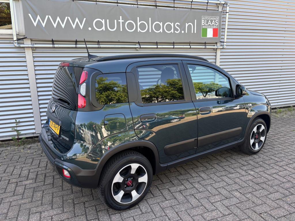 Fiat Panda 1.0 hybrid cross