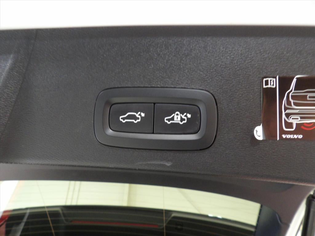 Volvo XC40 t5 twin engine 262pk geartronic r-design