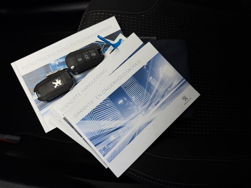 Peugeot 208 1.2 puretech allure