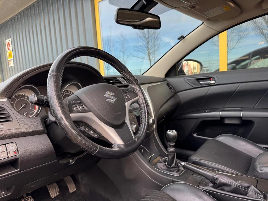 Suzuki Kizashi 2.4 sport | lpg | leer | xenon | trekhaak