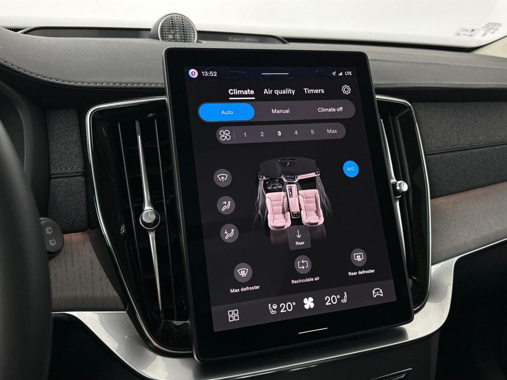 Volvo XC90 t8 455pk recharge ultra dark| b&w audio| trekhaak| luchtvering