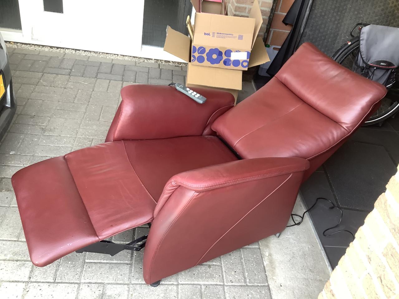 Relaxfauteuils Prominent met sta-op functie. Electrisch verstelbaar.