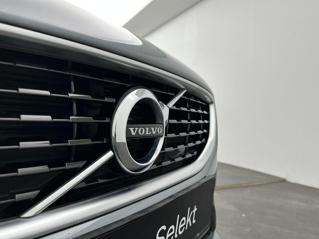 Volvo V40 t3 153pk aut6 polar+ sport| panodak| camera| h&k sound| trekhaak