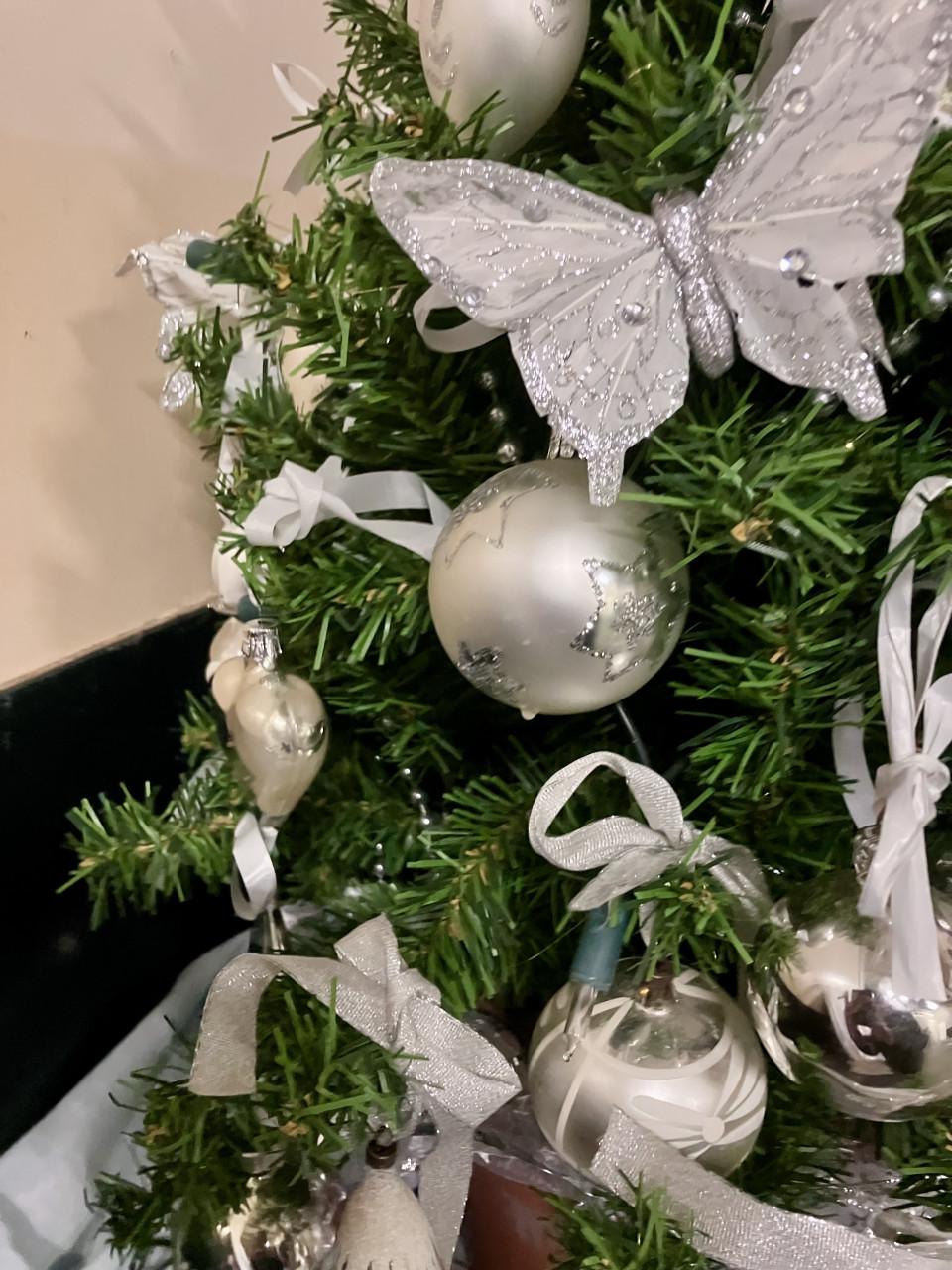 Kerstboom 85 cm. KANT EN KLAAR met lichtjes