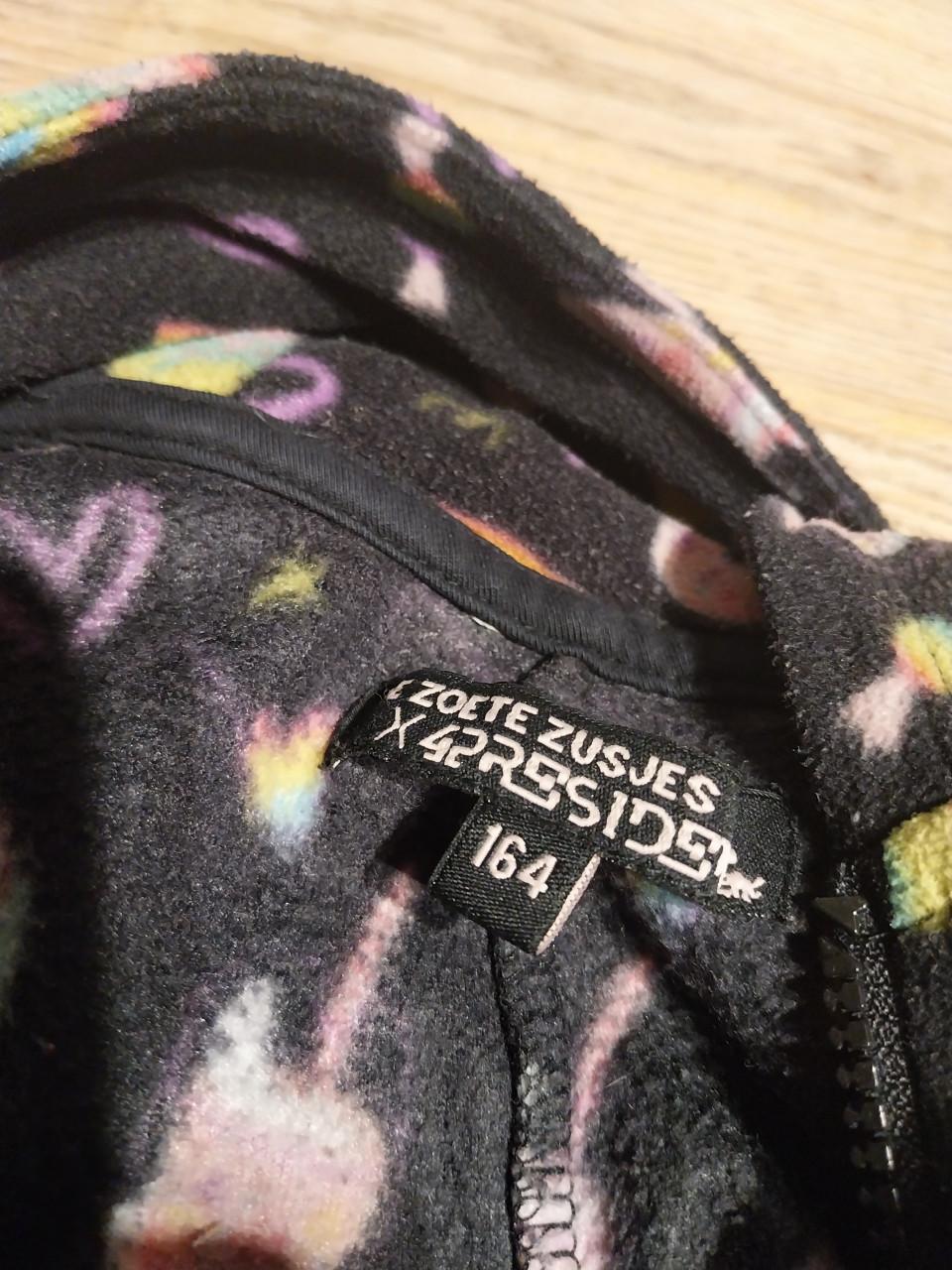 Zoete zusjes onesie maat 164