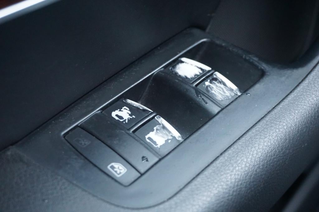 Audi A6 limousine 2.4 v6 pro line automaat - climate / stoelverw. / cruise 